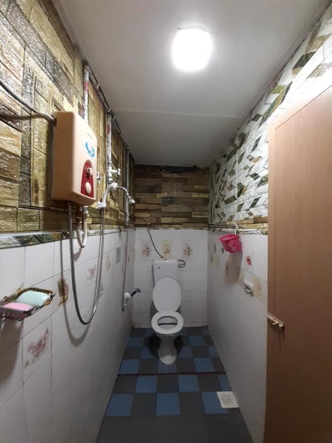 Bemban Garden Homestay Бату-Гажда Екстер'єр фото