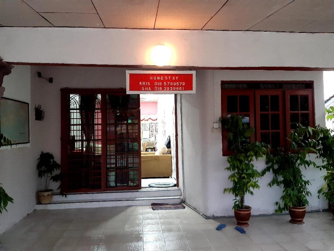 Bemban Garden Homestay Бату-Гажда Екстер'єр фото