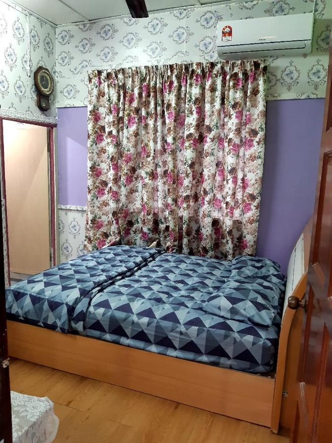 Bemban Garden Homestay Бату-Гажда Екстер'єр фото